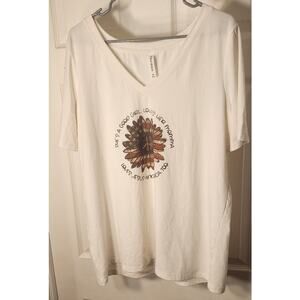Zenana Premium 2X Cream Graphic Tee She's A Good Girl Sunflower V-Neck